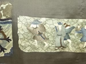 アンティーク　時代人物模様肩裏本場村山泥大島紬男物羽織